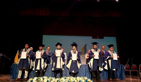 En el marco del acto de graduación de este miércoles, 10 de junio, el Instituto Superior Tecnológico Universitario – TEC Azuay graduó a nuevos profesionales, de diversas carreras.